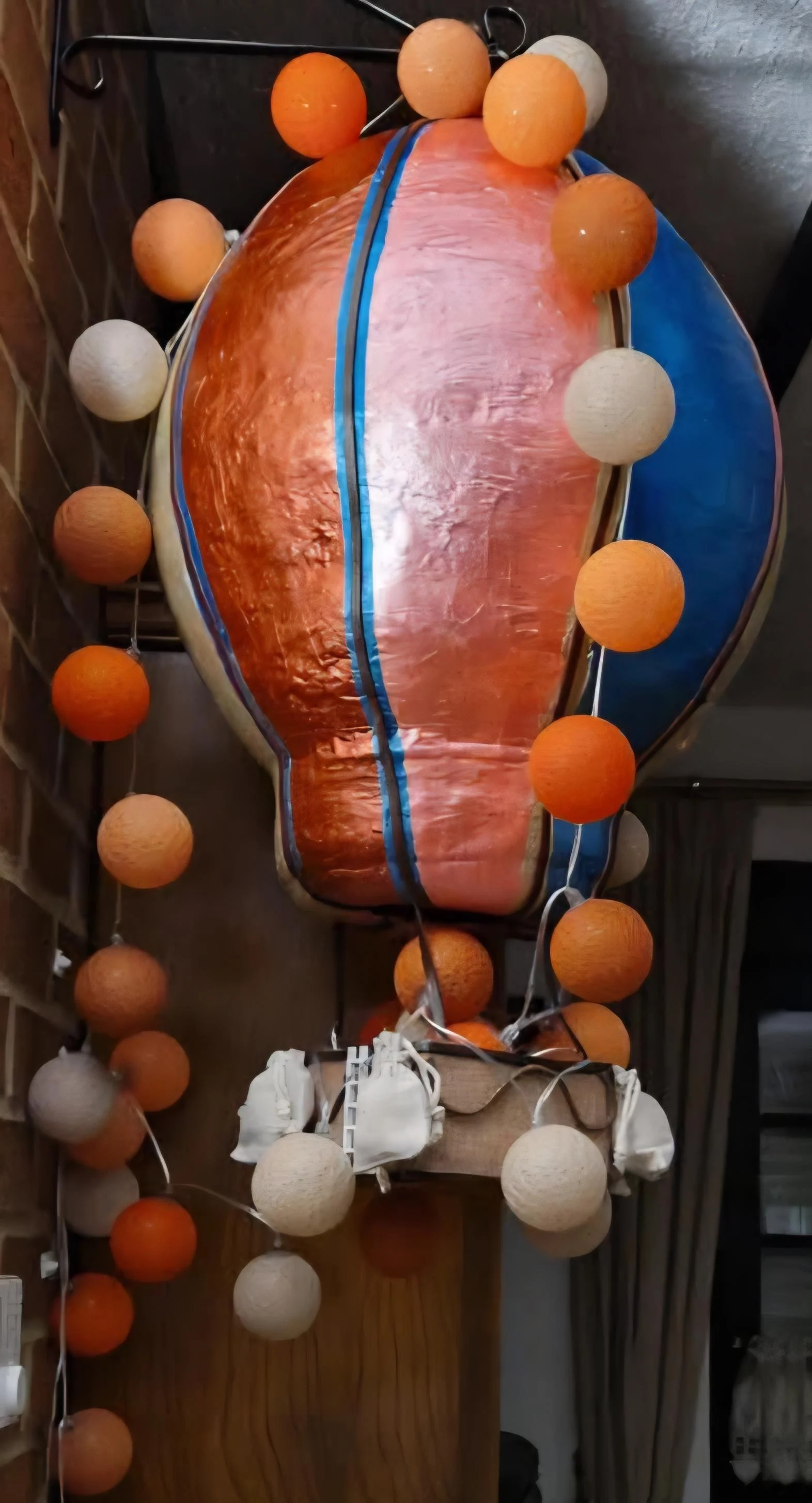 Grande MONTGOLFIERE - papier-mâché
